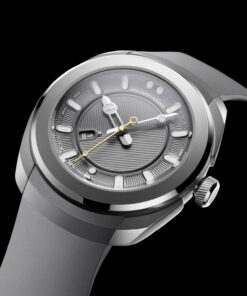 Alternative view of Belvedere Titan