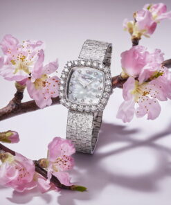 Alternative view of L’Heure du Diamant