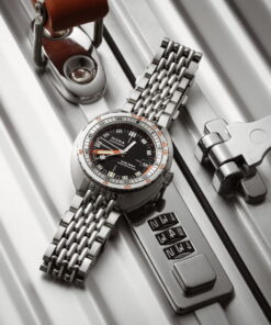 Alternative view of SUB 250T GMT Sharkhunter