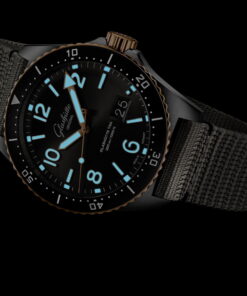 Alternative view of SeaQ Panoramadatum Bicolor