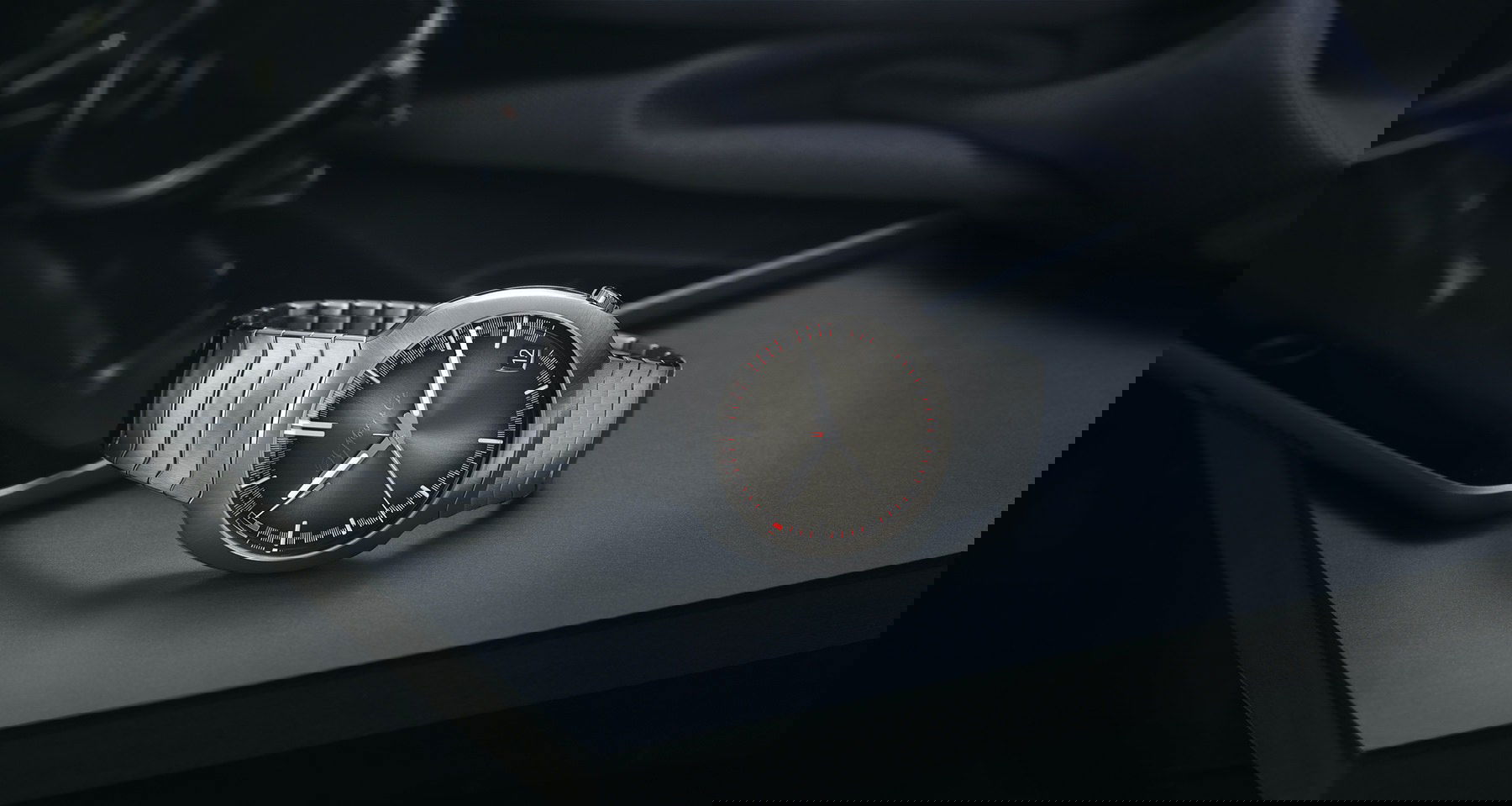 Streamliner Perpetual Calendar - Image 2