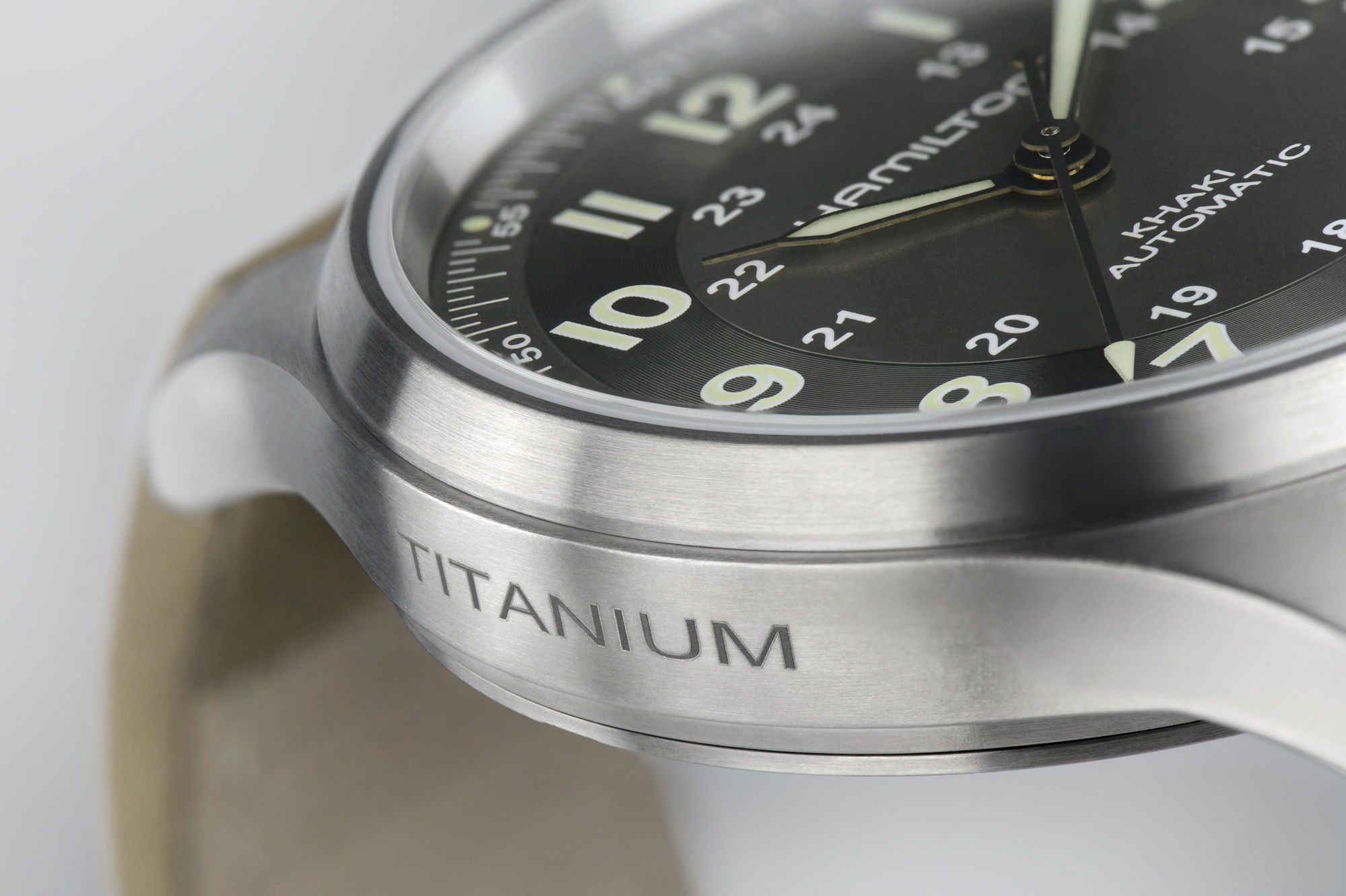 Khaki Field Titanium Auto - Image 5
