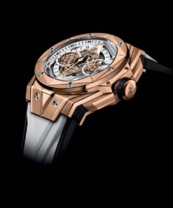 Alternative view of Sang Bleu II King Gold White