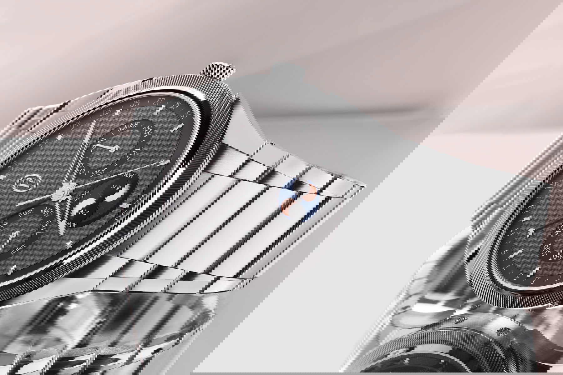 Tonda PF Annual Calendar - Image 4