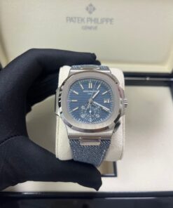 Alternative view of FLYBACK CHRONOGRAPH. DATE. White gold 5980/60G-001