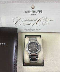 Alternative view of DATE. SWEEP SECONDS. Steel 7118/1200A-011