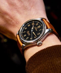 Alternative view of Airmaster Pilot Titan