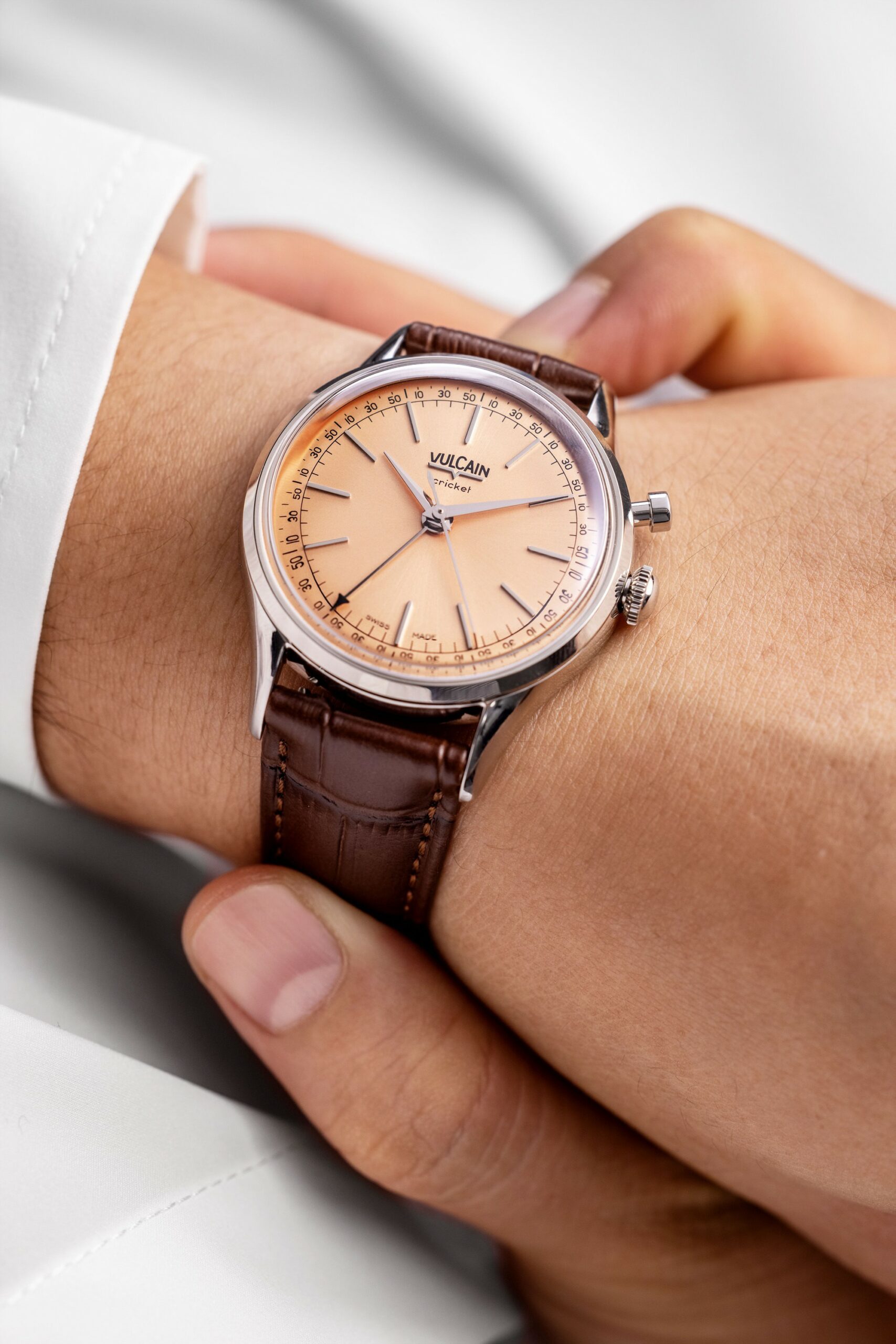 Cricket President 39 Salmon - Image 6