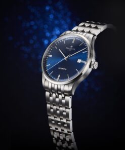 Alternative view of Weekend 3 Hands Blue